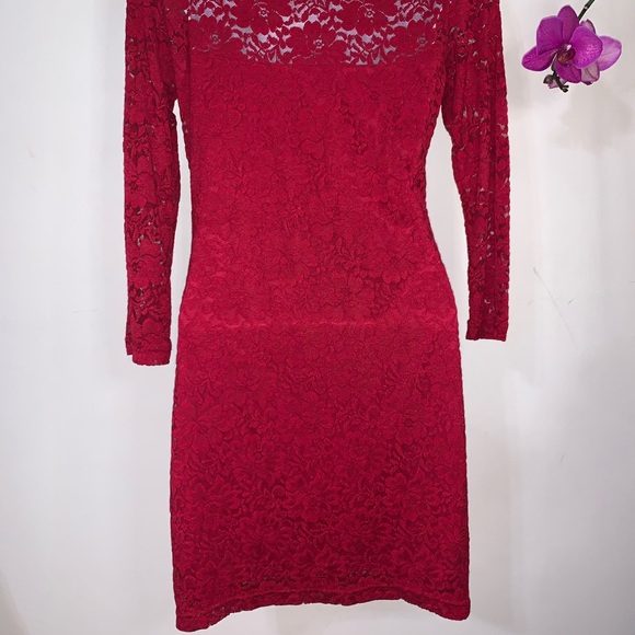 β₯οΈ π₯ Lace Cocktail Dress - Picture 10 of 10
